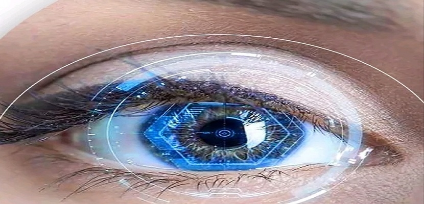 عدسات لاصقة في العين تقوم بالتقاط الفيديو