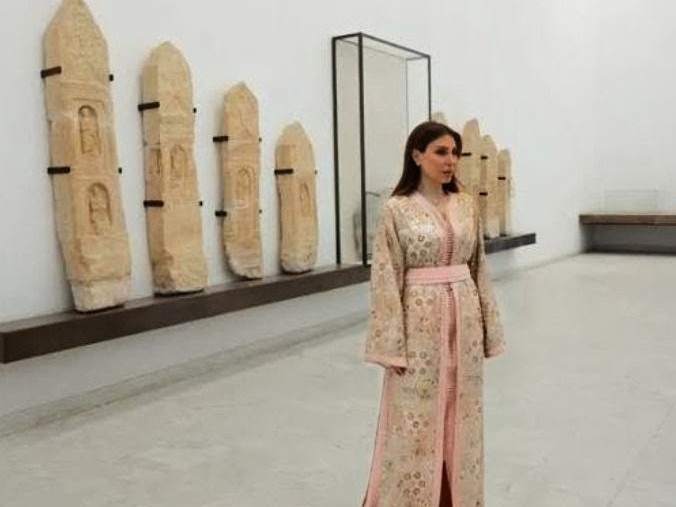 الفنان ضيف تونس… فمن يختار له صورة تونس؟